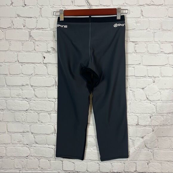 SKINS Skinss400 Women's Thermal Compression 3/4 Tights Black Size Small - Picture 7 of 9